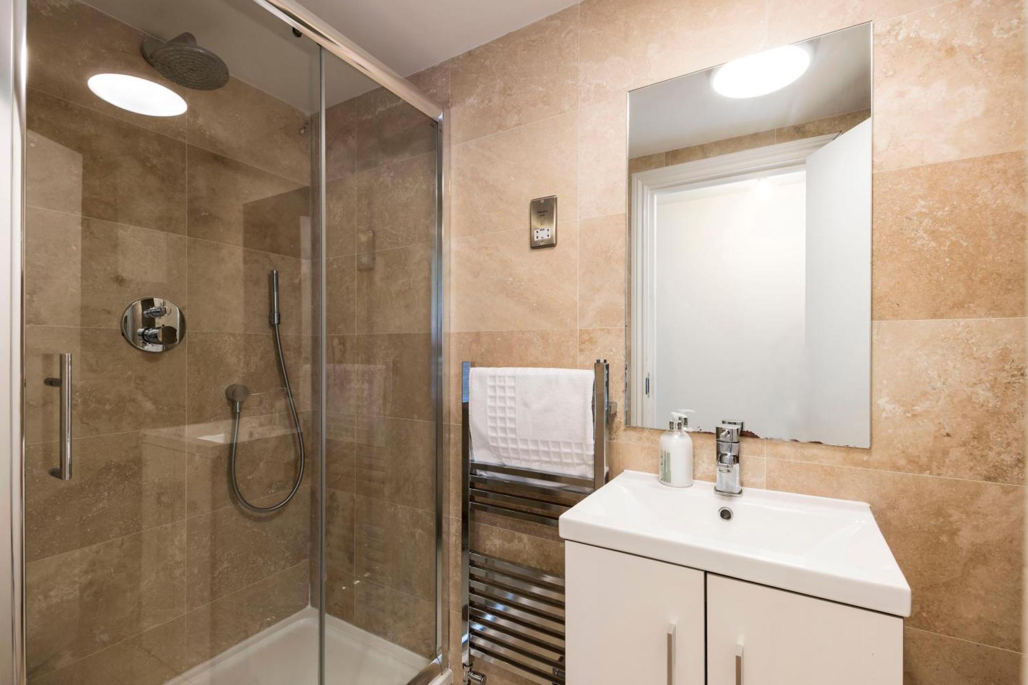 Marylebone Gloucester Place Apartments Londra Esterno foto